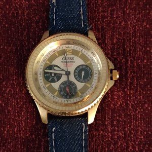 Amaze-Zing (B4) Sale!! #225 Guess WaterPro Watch